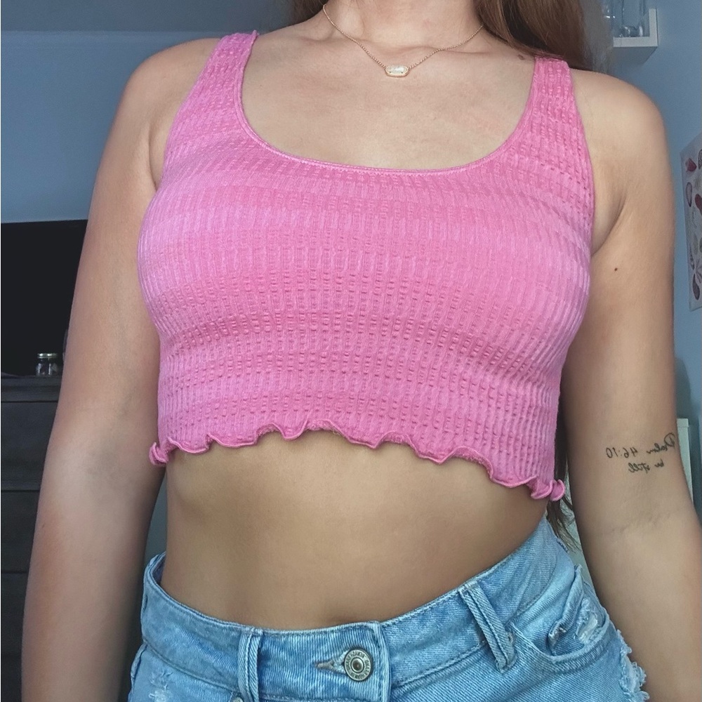 La Hearts by Pacsun Pink Ribbed Crop Top